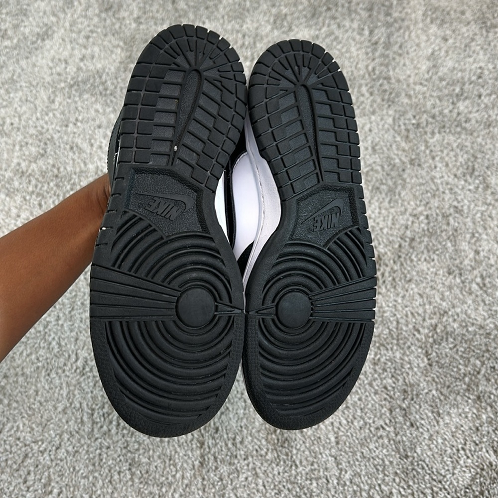 Panda Nike Dunks - image 2